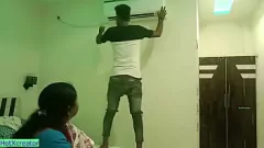 تشغيل غش زوجة ديسي الخام والساخنة مع فني AC!