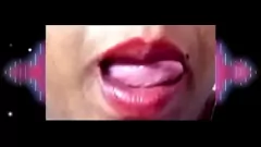 Play Tamil Aunty's Forbidden Encounter with the Milkman: A Steamy Tamil Sex Story