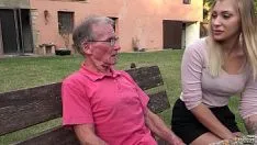 Odtwórz Szczęśliwy Mikołaj ma dziecko do ruchania