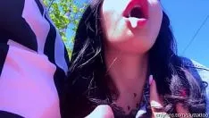 Reproducir Golpe en el parque y Sloboz en la boca por 50 lei