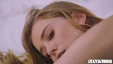 Jouer Porno favoloso con una figa modella