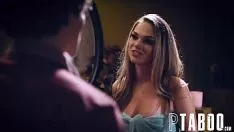 Reproducir Tiene dos pelirrojas gemelas a las que necesita satisfacer sexualmente, pero no creo que logre hacerlo.