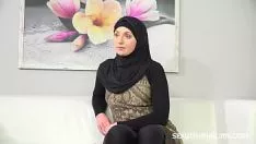 Play Fuck hard for a beautiful Arab woman