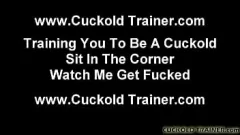 Oynat BDSM femdom karısı sorumluluk alır: bazı dersleri öğrenmek için zaman, cuckold!
